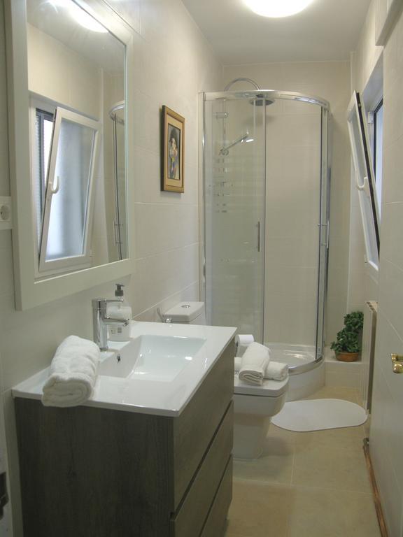 Ferienwohnung Atico Con Terraza En La Jota Saragossa Exterior foto