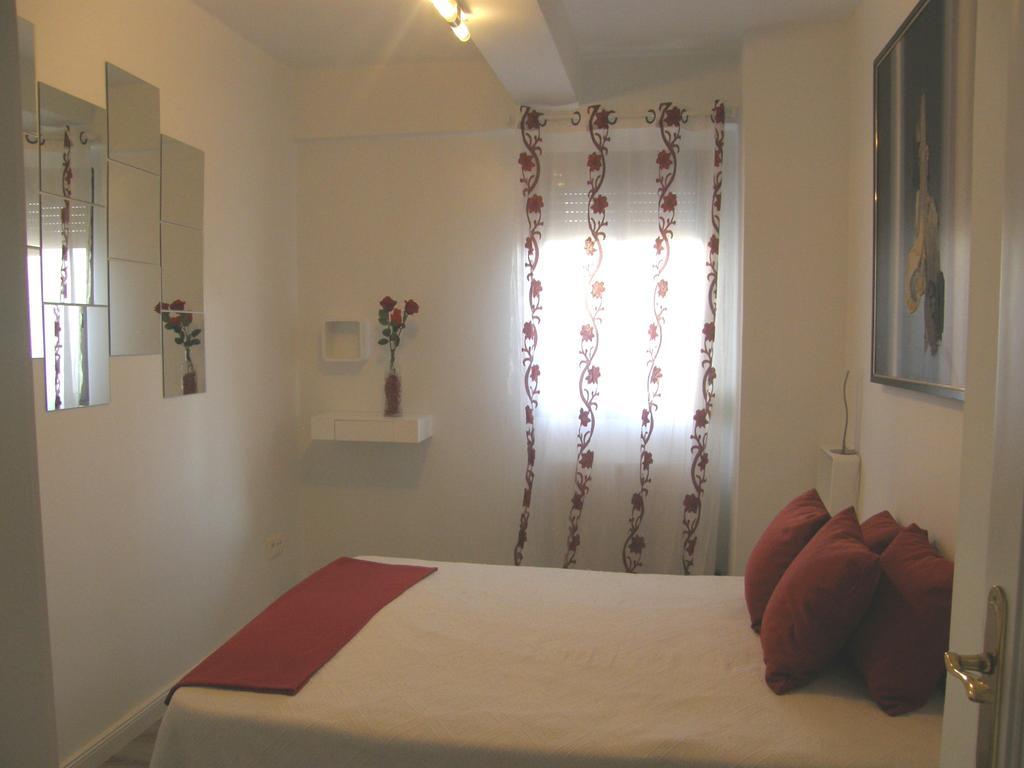 Ferienwohnung Atico Con Terraza En La Jota Saragossa Exterior foto